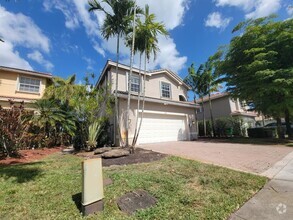 Building Photo - 5337 SW 183rd Ave