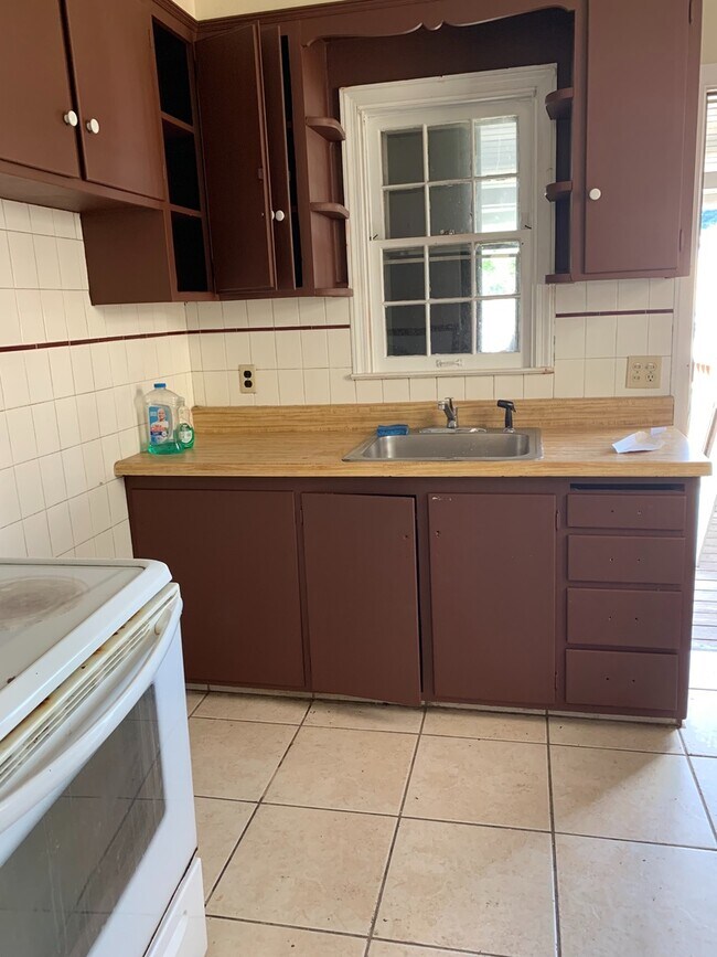 Foto del edificio - 4 Bedroom 1.5 Bath Home