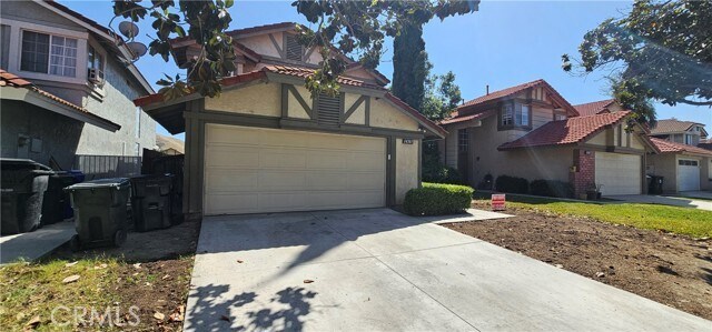Foto del edificio - 14301 Hillcrest Dr