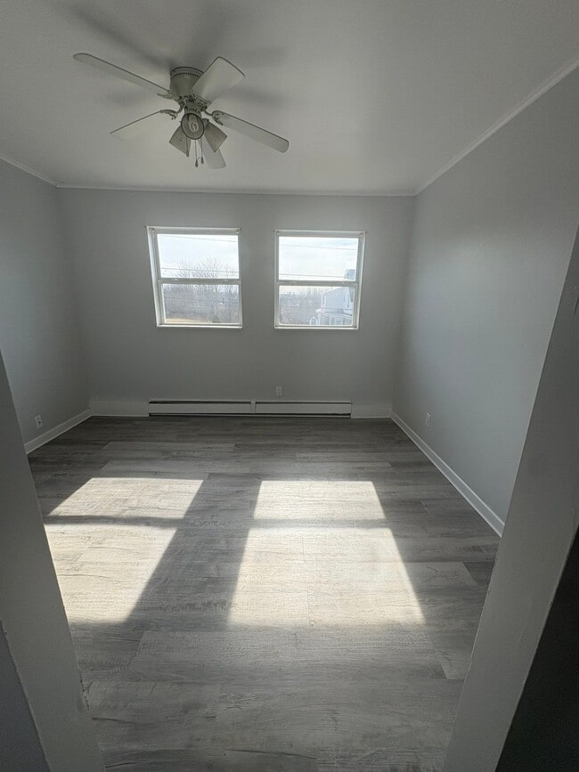 Building Photo - 17 Copp Ave