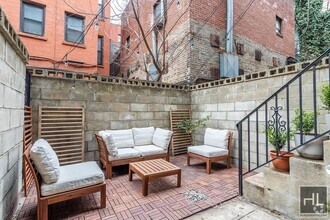 Building Photo - PRIVATE OUTDOOR SPACE, PET FRIENDLY, SHORT...