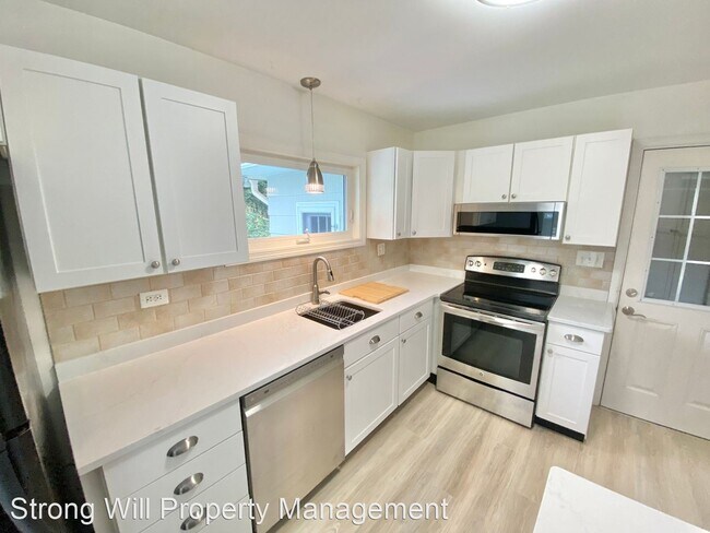Foto del edificio - 3 br, 2 bath House - 28 Alder Lane