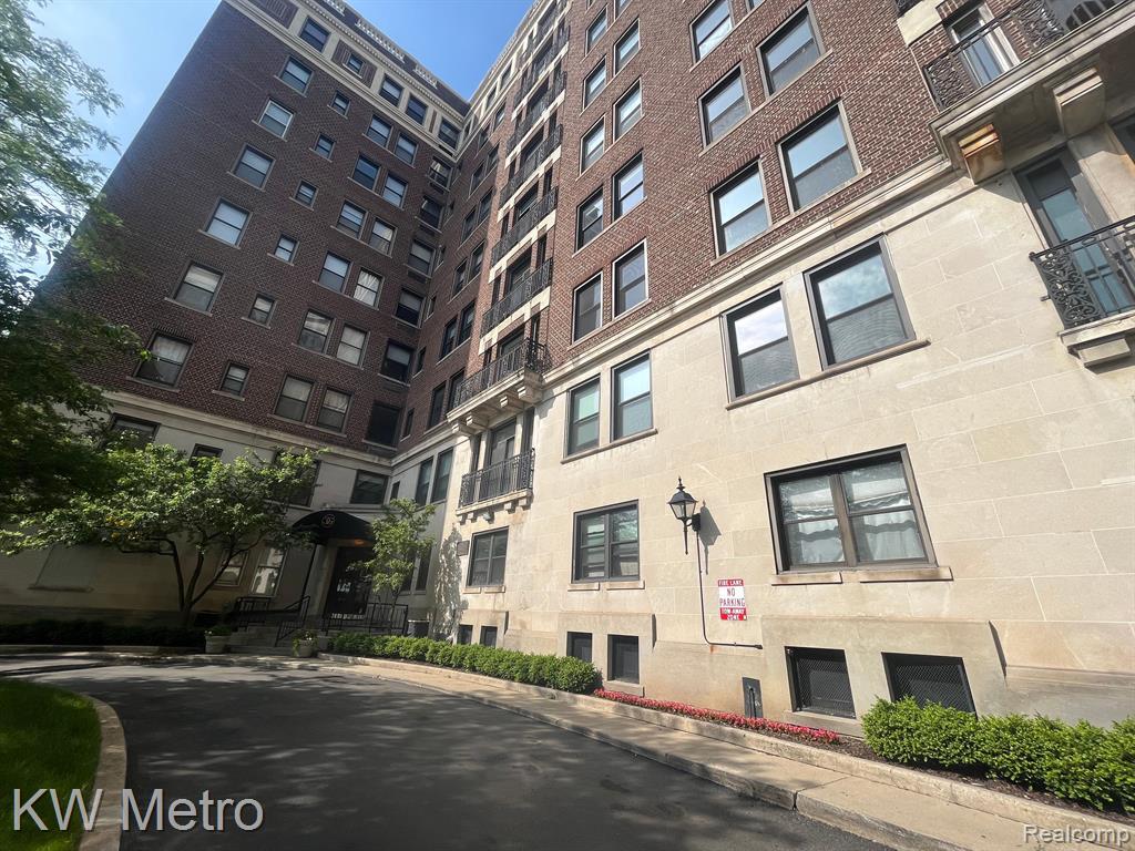 2900 E Jefferson Unit A501, Detroit, MI 48207 Apartment for Rent in