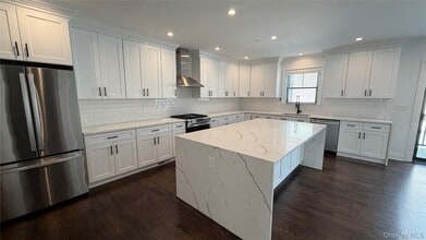 Building Photo - 38 Elmwood Ave