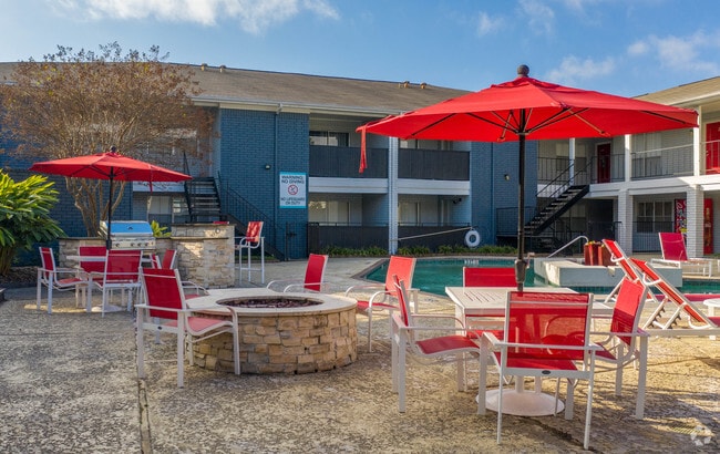 Área de piscina - 3 Corners East