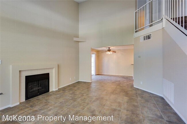 Building Photo - 2 br, 2.5 bath House - 2831 Shannon Cove Dr