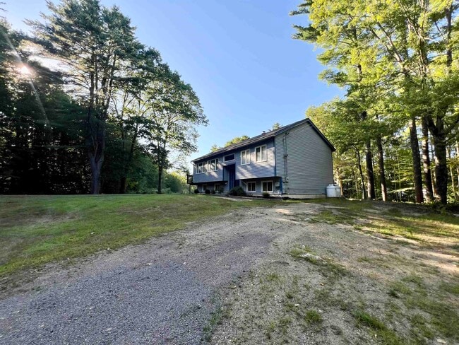 Building Photo - 7675 Currier Rd