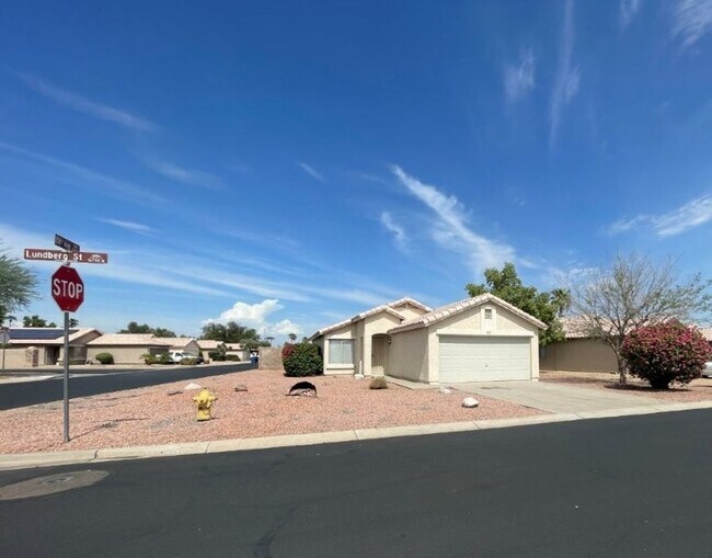 Foto del edificio - 15752 W Lundberg St
