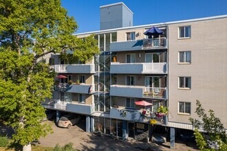 Building Photo - Harvard Towers