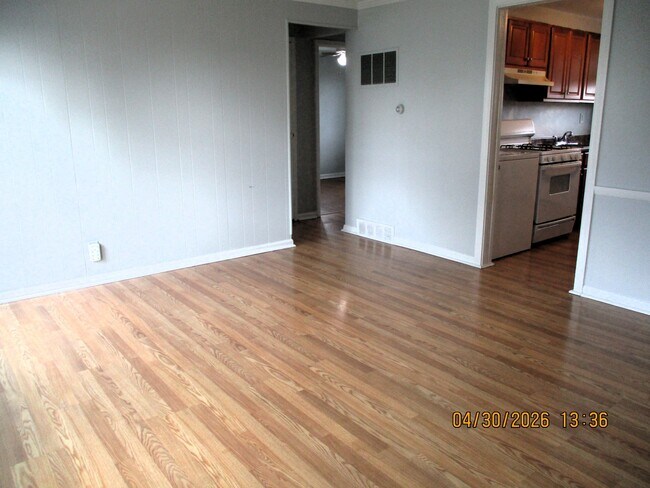 Foto del edificio - 8713 S Keeler Ave