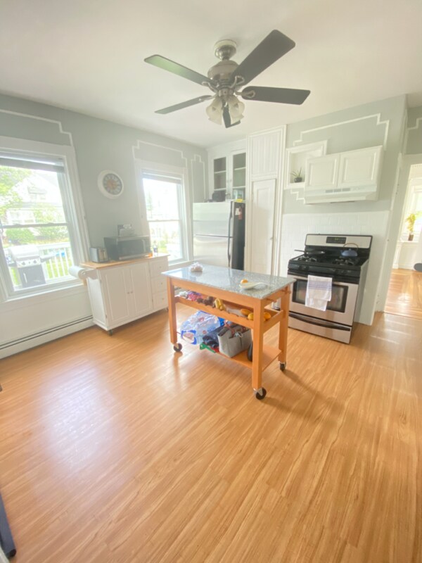 1291 Chalkstone Ave Unit 2, Providence, RI 02908 Room for Rent in