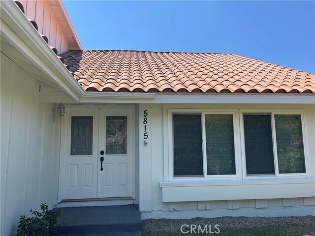 Foto del edificio - 5815 Calmfield Ave