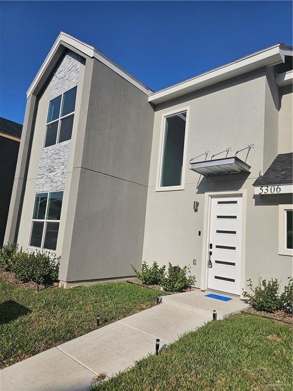 Foto principal - 5308 N Crown Point