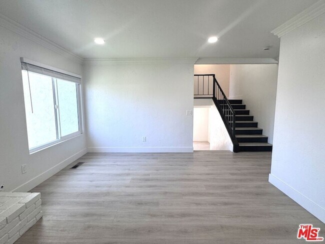 Foto del edificio - 2863 Carmar Way