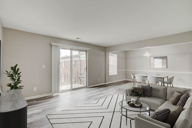 Foto del edificio - The Lenox Apartment Homes