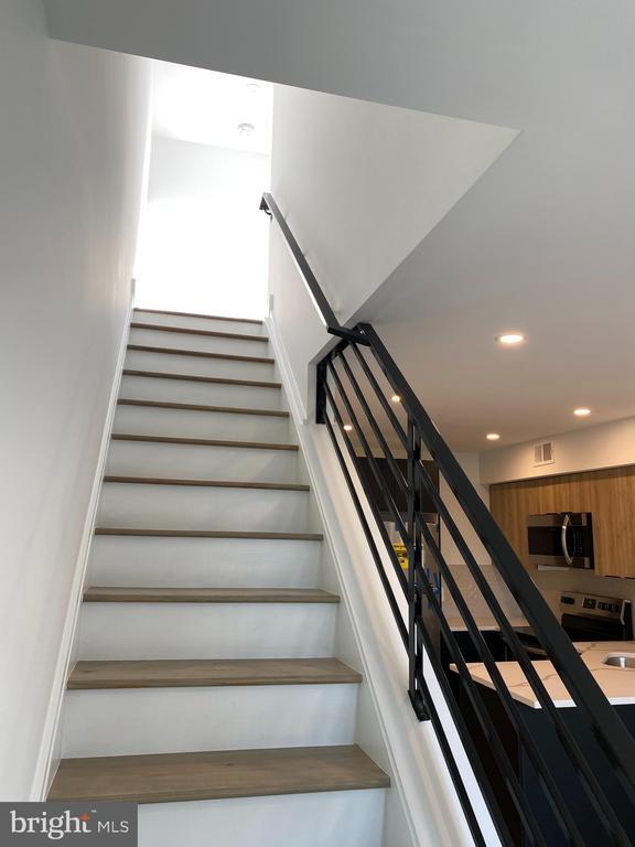 Foto del edificio - 1755 N Croskey St