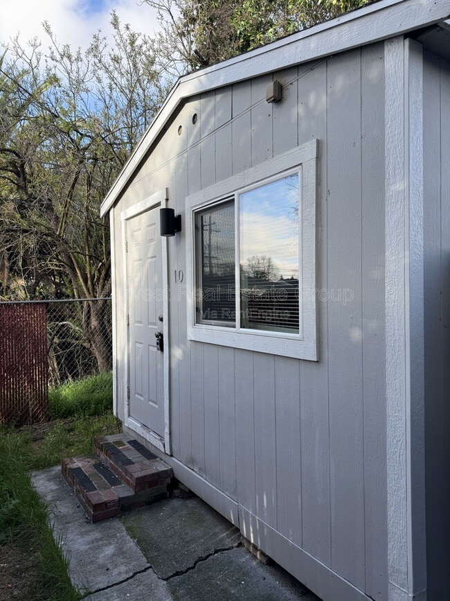 Photo - 2267 Huron Dr Apartment