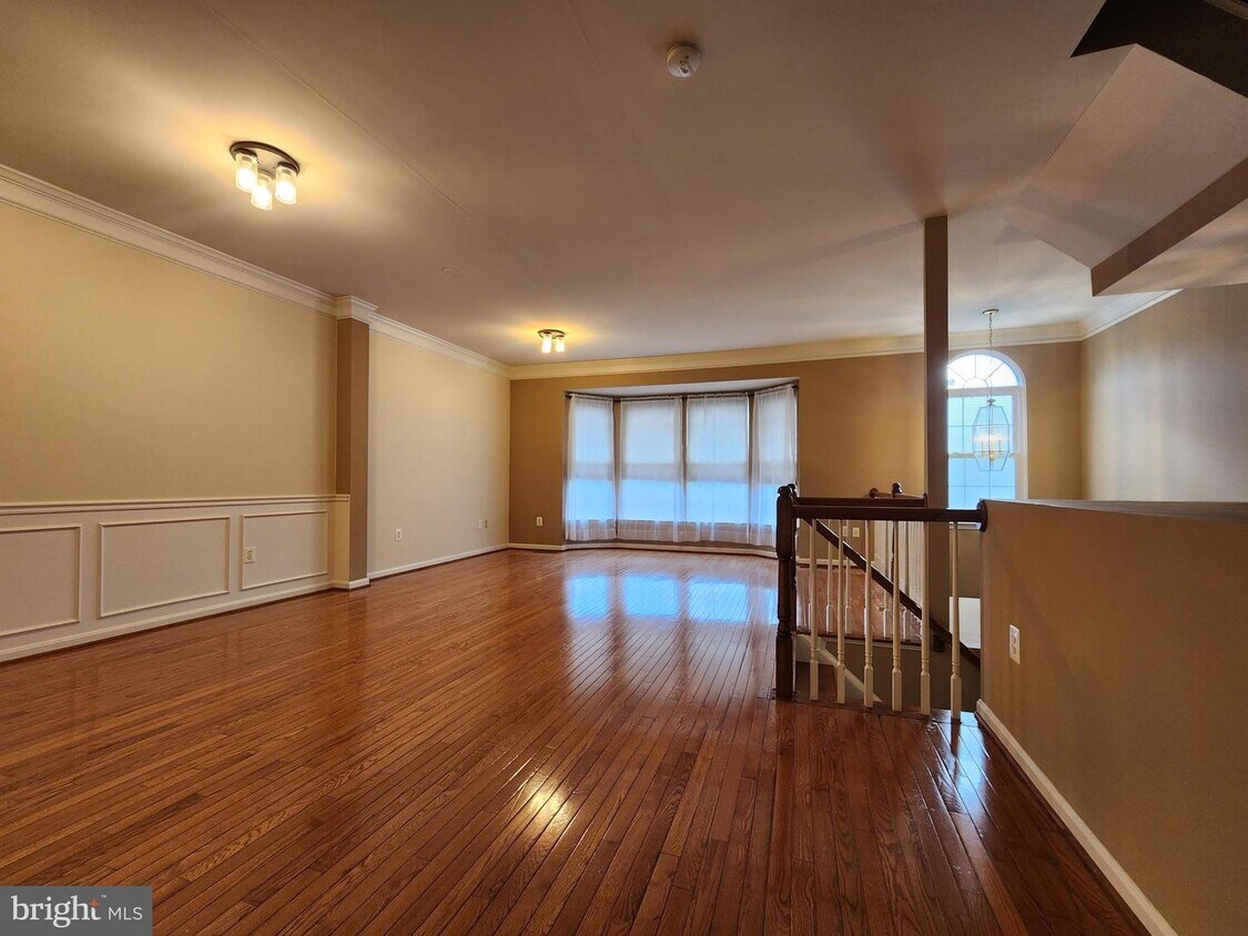 14002 Sawteeth Way, Centreville, VA 20121 Townhome Rentals in