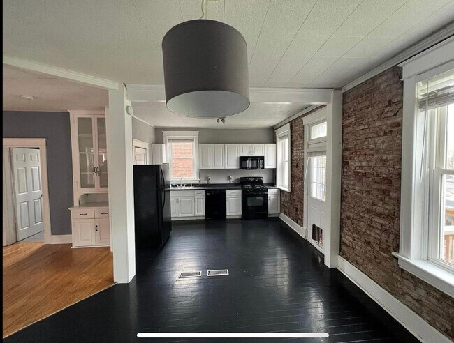 Foto del edificio - 4011 Hartford St