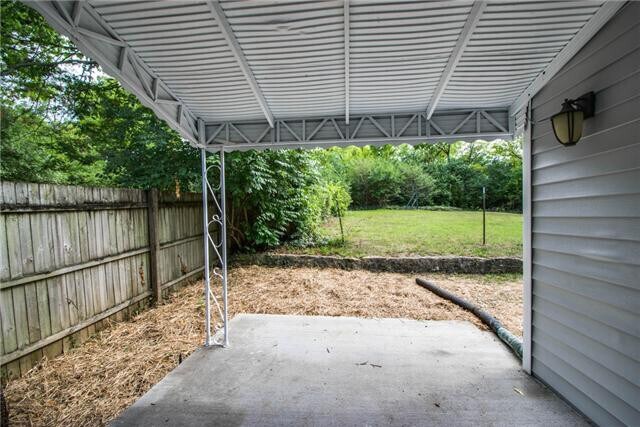 Building Photo - GREAT EAST NASHVILLE LOCATION!