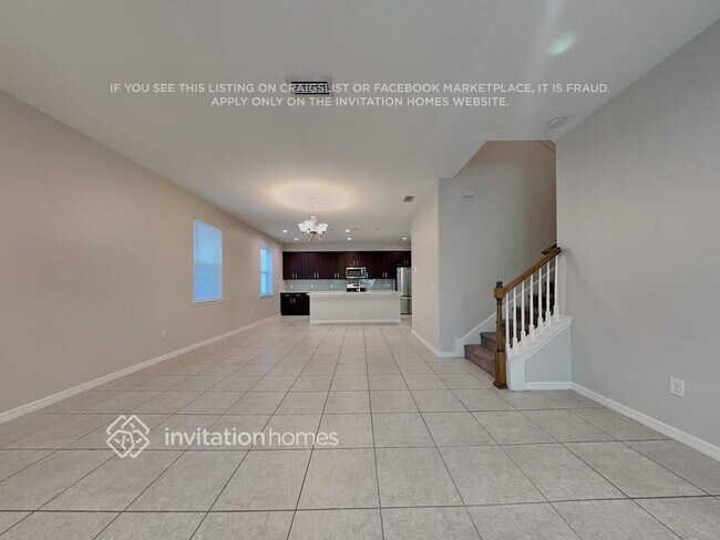 Foto del edificio - 14810 Caravan Ave