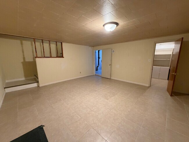 Foto del edificio - 6138 E 129 St