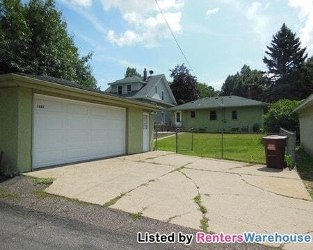 Building Photo - 1087 St Clair Ave
