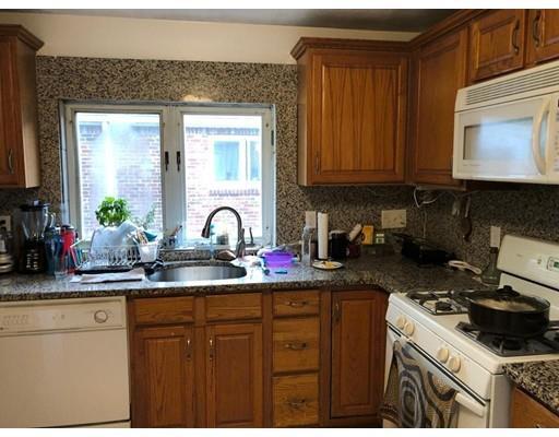 Primary Photo - 744 Boylston St