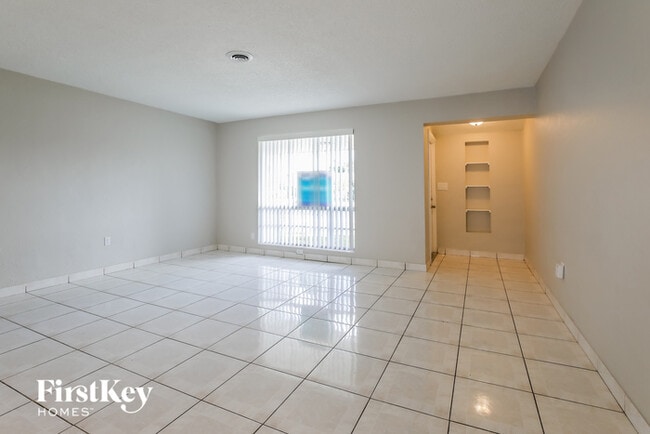 Foto del edificio - 6501 NW 22nd St