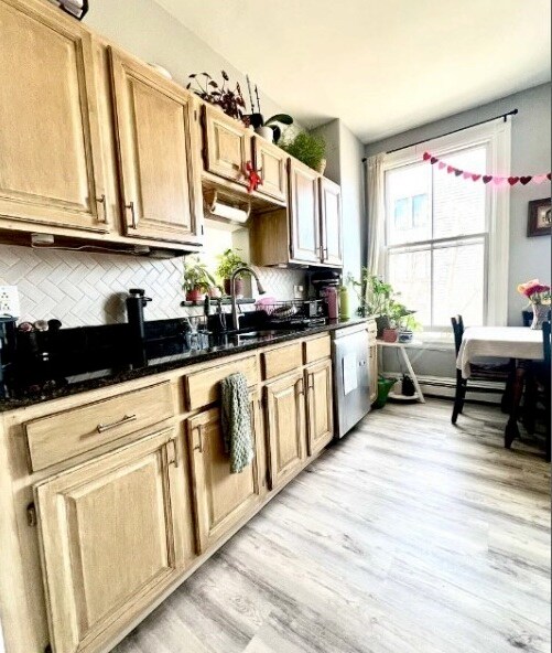Primary Photo - 62 Bow St