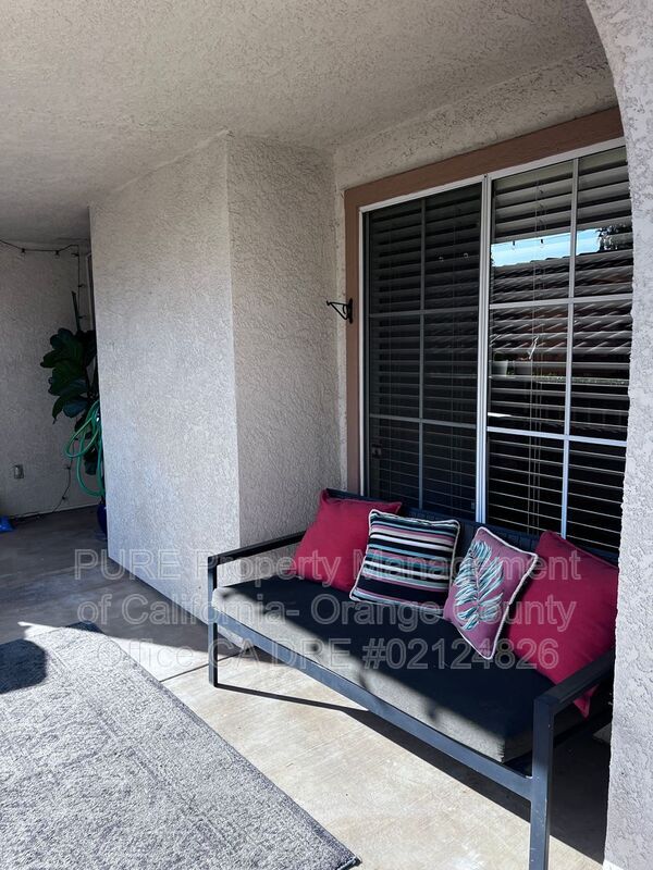 Building Photo - 24342 Conejo