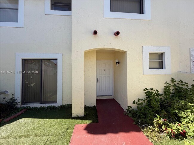 Foto del edificio - 1206 San Remo Cir