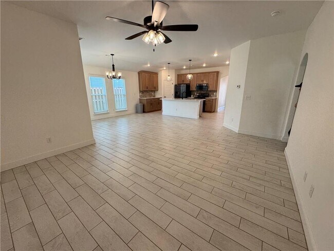 Foto del edificio - 561 Stoneseed St