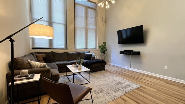 Interior Photo - Water Street