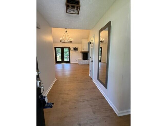Foto del edificio - 3339 Braddy Rd