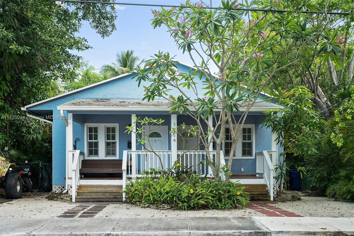 Primary Photo - 3564 Franklin Ave