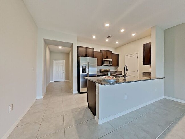 Building Photo - Brand New Luxury Townhome Community!