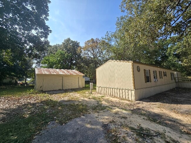 Foto del edificio - 612 Cherokee Ln