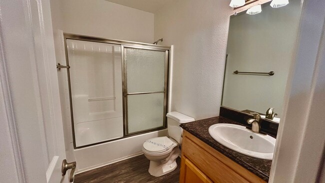 Interior Photo - Summer Crest Apartments