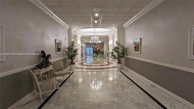 Foto del edificio - 3800 S Ocean Dr