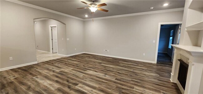 Building Photo - 4440 W Havana Ave