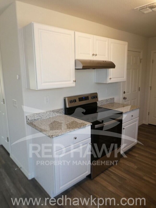 Beautiful Three Bedroom, Two and a Half Ba... House for Rent in Coolidge, AZ