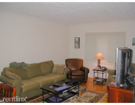 Primary Photo - 549 Centre St