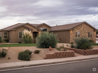 Front of home - 2819 S Grass Valley Dr