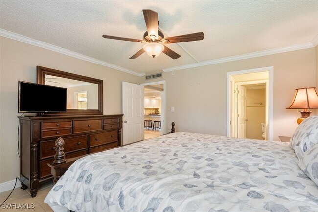 Foto del edificio - 2264 Winkler Ave