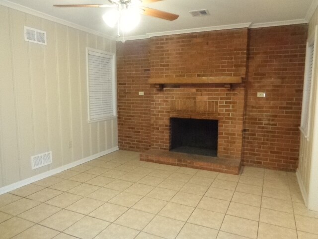 Building Photo - 5060 Whiteway Drive