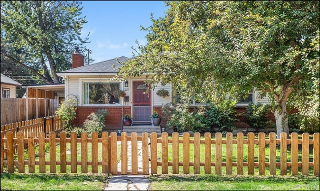 Foto del edificio - 1617 S Leadville Ave