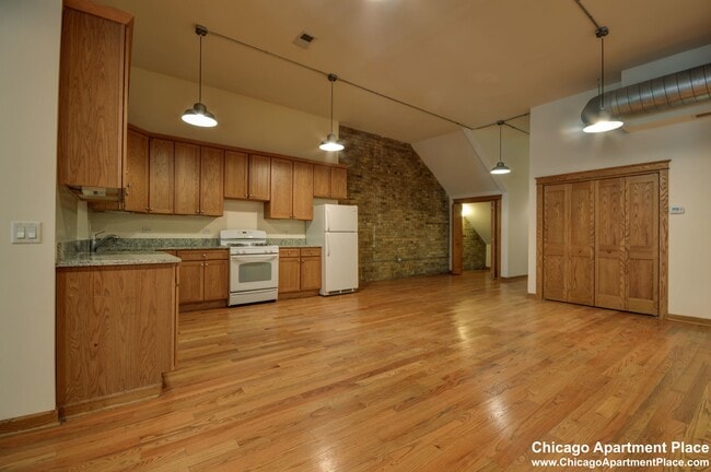 Building Photo - 123 N Jefferson St