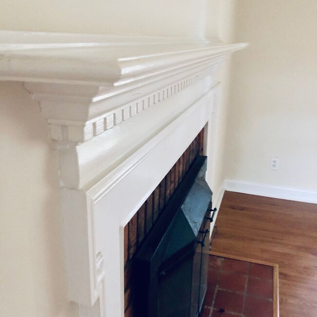 Foto del edificio - 1498 Greenwood Ln