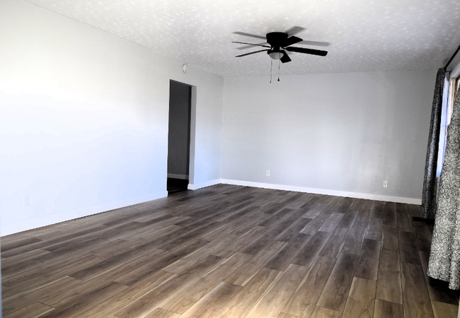 Foto del edificio - 2107 S 150 W